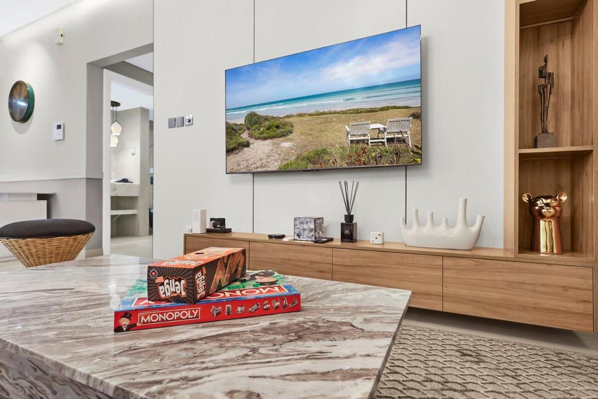 First Class 1br Downtown Lively Getaway Apartment